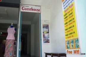 Гостиница D's Corner & Guesthouse  Phuket
